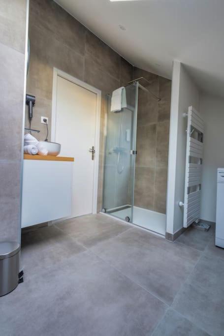 Champagne Sunset Apartment Gueux Екстериор снимка