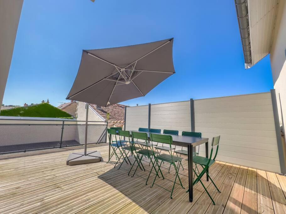 Champagne Sunset Apartment Gueux Екстериор снимка